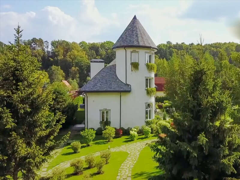 Особняк Яны Рудковской на Рублевке. Фото &copy; pro-dachnikov.com