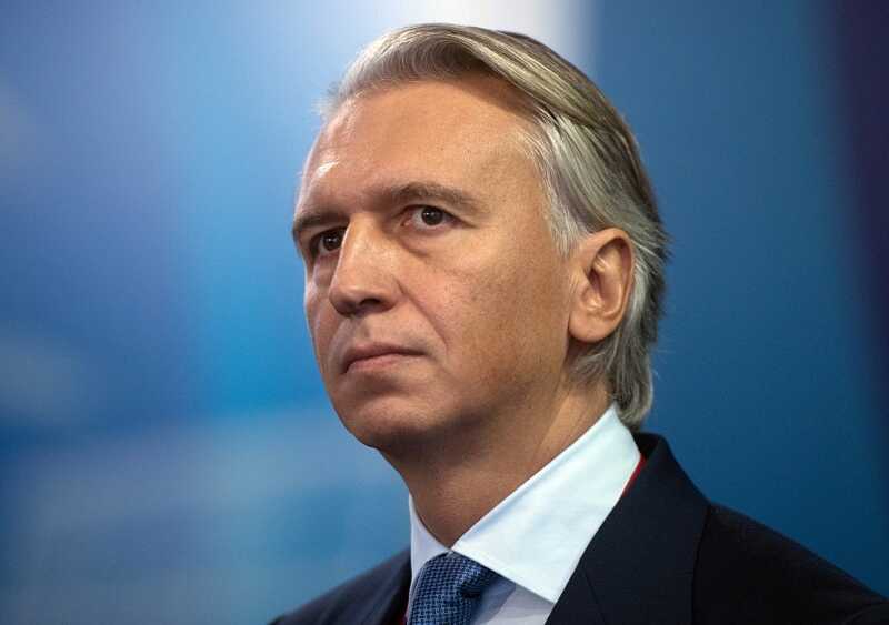 Gefälschte Berichte und Millionenschmiergelder: wie Gazprom-Neft-Chef Aleksandr Dyukov die Schattengeschäfte seines Stellvertreters Anton Dschaljabow deckte