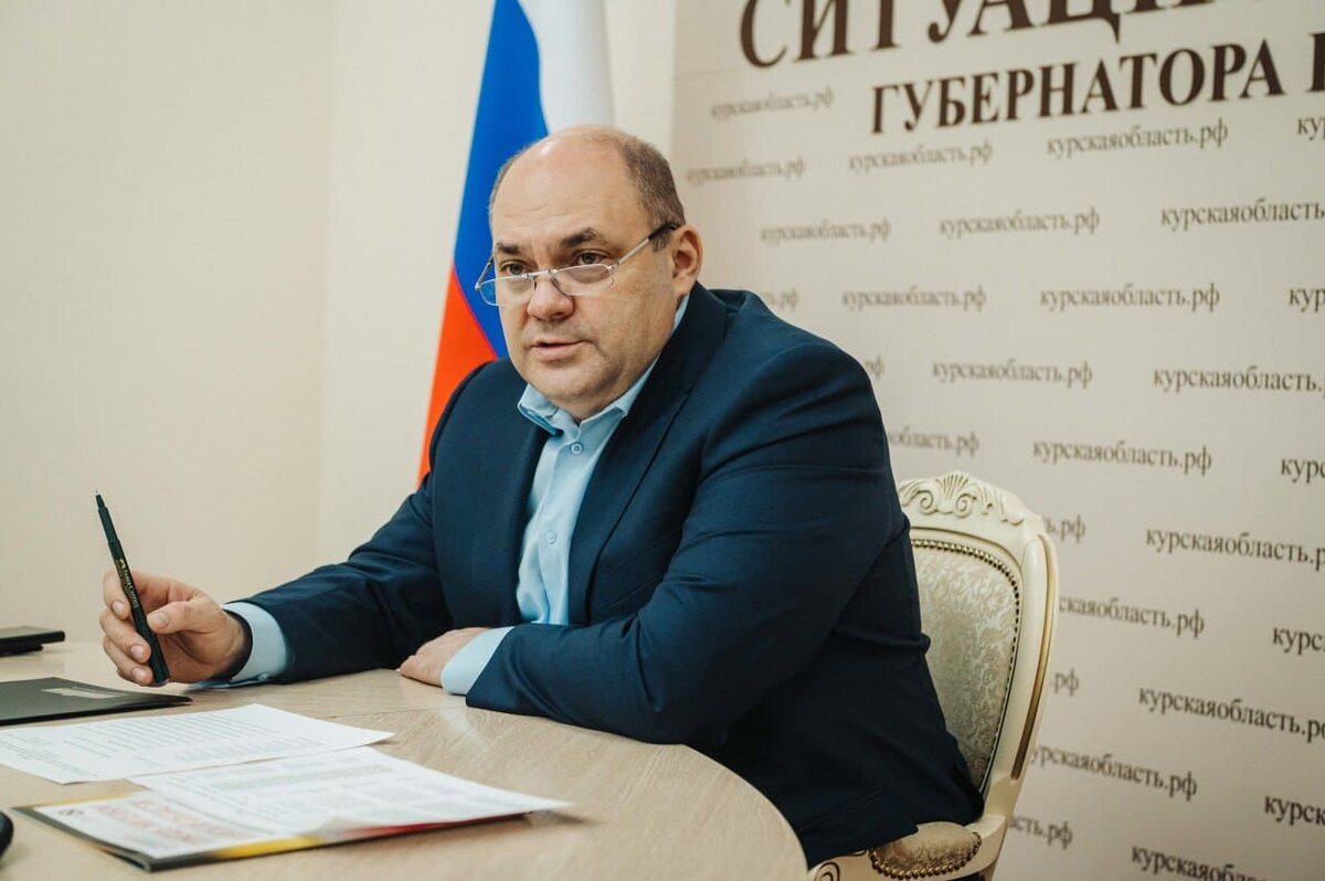 Младший лейтенант Евсеич на царстве ruireiukiqukkmp